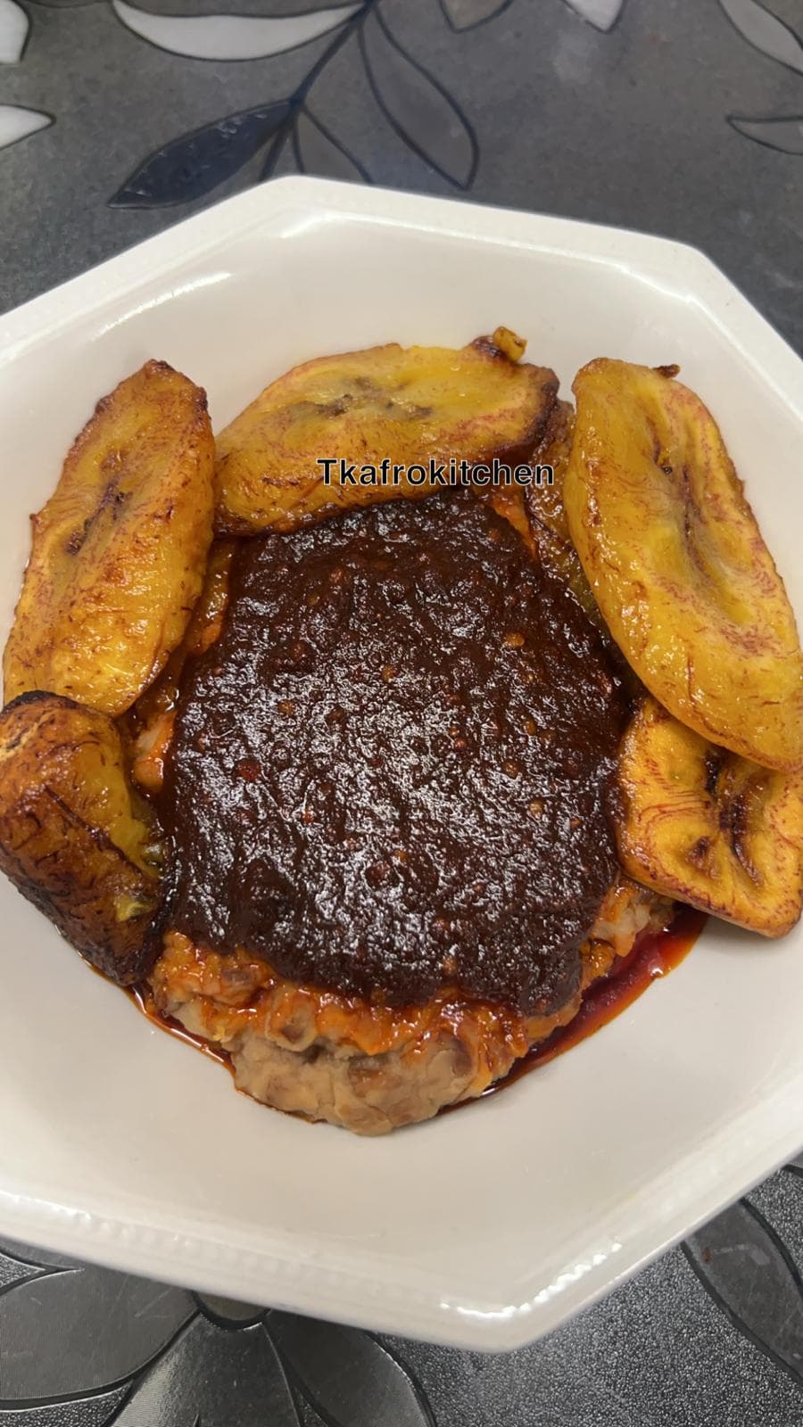 Ewa Agoyin and Sauce